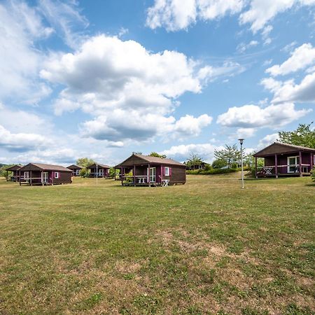 Camping Les Vosges Du Nord Oberbronn 外观 照片