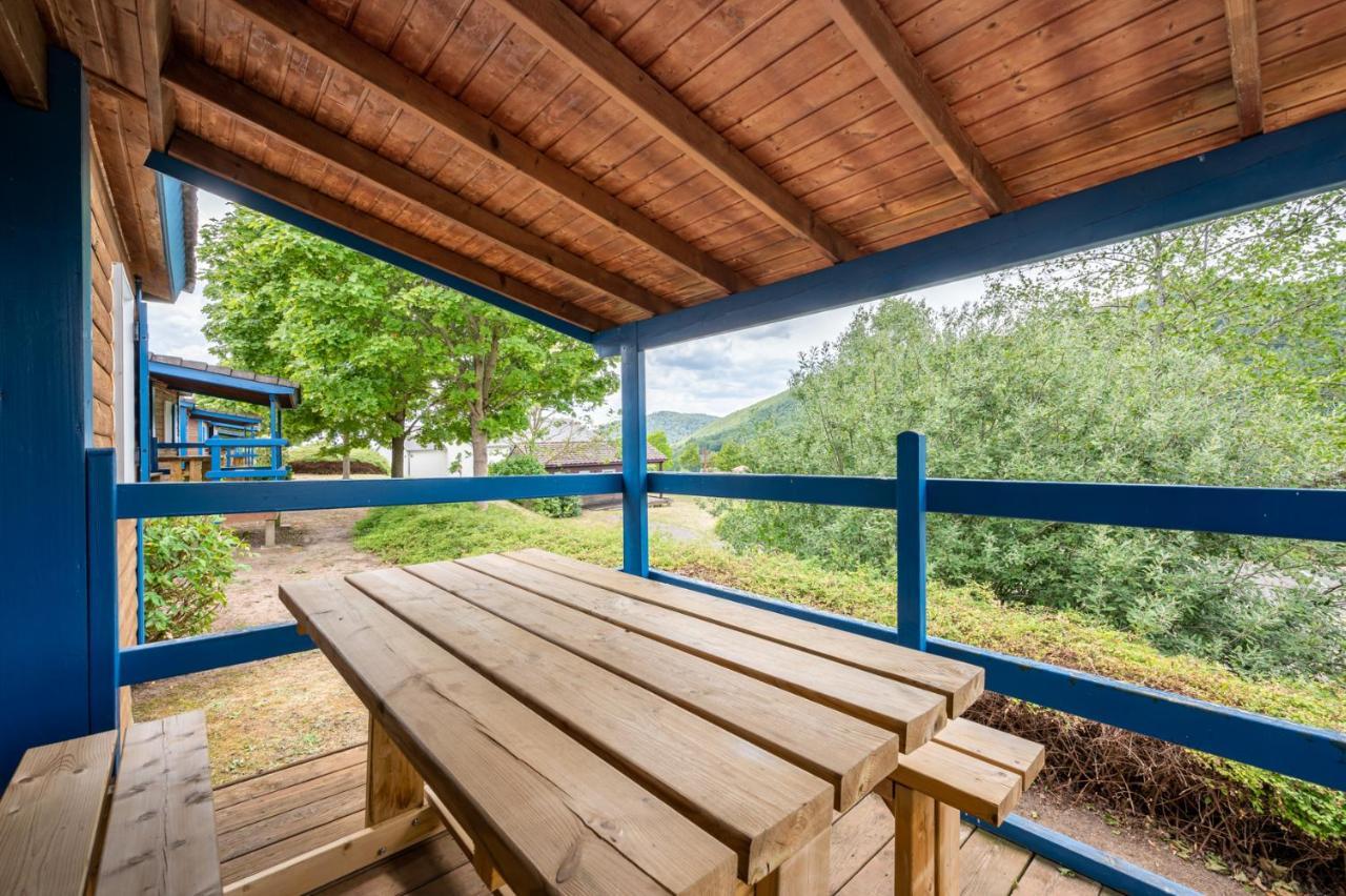 Camping Les Vosges Du Nord Oberbronn 客房 照片