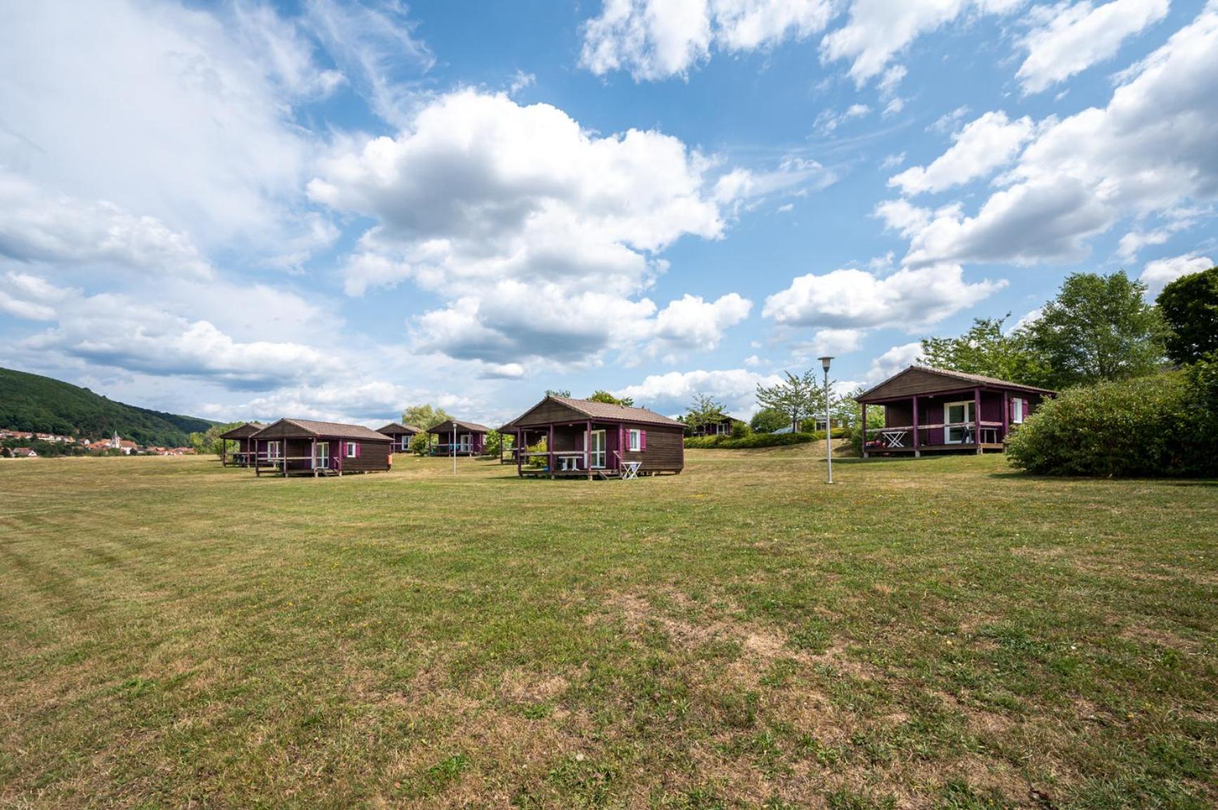 Camping Les Vosges Du Nord Oberbronn 外观 照片