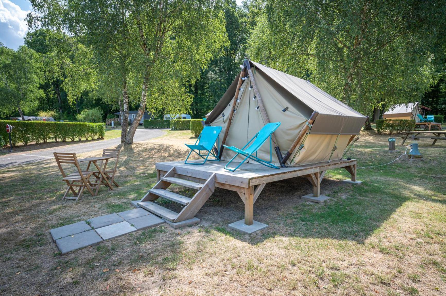 Camping Les Vosges Du Nord Oberbronn 客房 照片